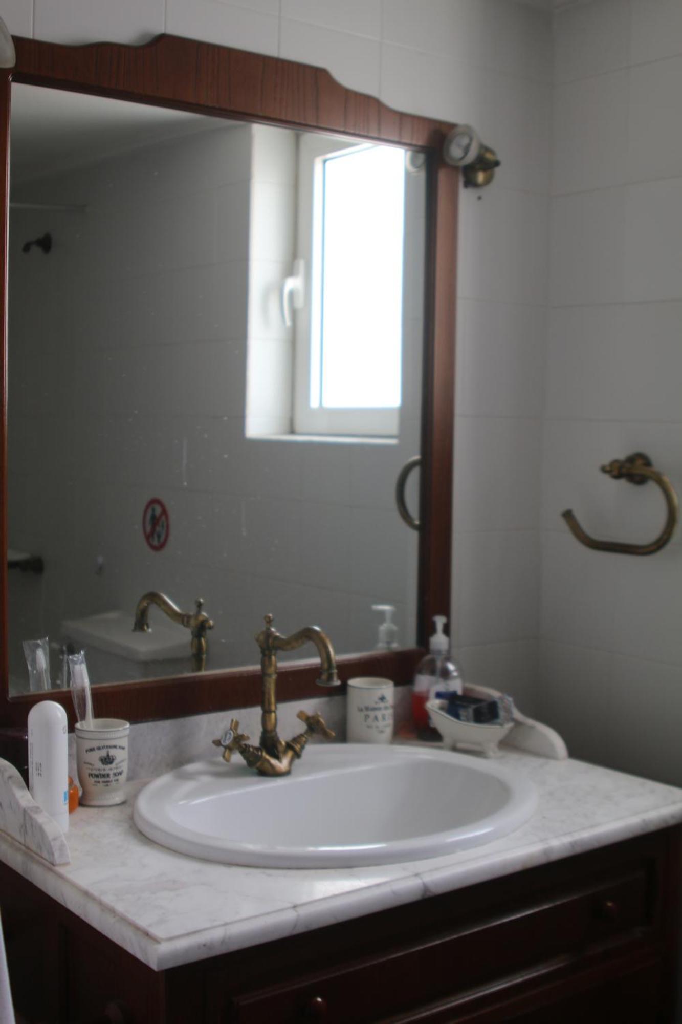 Classic Apartment In Kalamáta Buitenkant foto